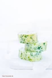 Barlauchbutter Rezept So Schmeckt Der Fruhling Auf Dem Brot Rezept Barlauchbutter Lebensmittel Essen Rezepte