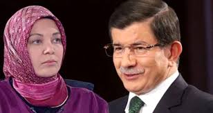 Bugün, fethullah gülen'e demediğini bırakmayan hilal kaplan, meğer daha önce onu metheden bir şiir yazmış diyen ilıcak, şu ifadeleri kullandı: Davutoglu Na Konusmazsan Adam Degilsin Diyen Hilal Kaplan A Davutoglu Nun Ekibinden Agir Sozler Dailymotion Video