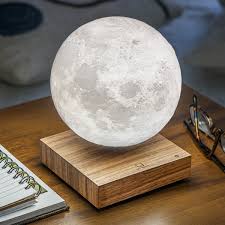 schwebende mond lampe