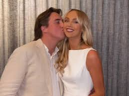 Самая сексуально активная женщина Австралии отметила помолвку и поделилась  секс-планами: Люди: Из жизни: Lenta.ru