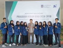 Sekolah ini kan ada kepala sekolah, ada komite, di dinas ada pengawas sekolah. Monev Phbd English Student Association Unwidha Universitas Widya Dharma Klaten