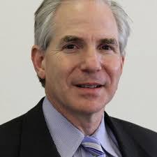 Lee Levinson's Instagram, Twitter & Facebook