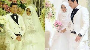 Oki setiana dewi dan suaminya, ory vitrio atau rio, menjalani proses taaruf sebelum akhirnya resmi menikah pada 12 januari 2014. Setahun Lalu Menikah Mewah Dengan Dokter Tampan Adik Oki Setiana Dewi Ini Kini Umumkan Kehamilan Tribunnews Com Mobile