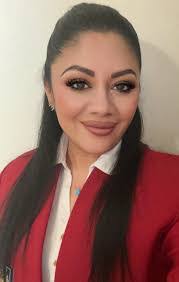 Lara Vasquez's Instagram, Twitter & Facebook