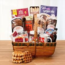 Zabar S New York Breakfast Basket Gift Basket Breakfast Basket Diy Food Gifts Basket