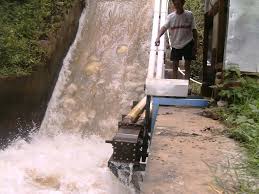 Hasil gambar untuk listrik tenaga air