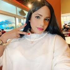 Clarissa Patrick's Instagram, Twitter & Facebook