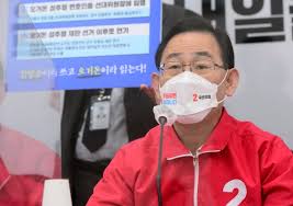 하지만 선거가 끝났음에도, 일부에서 제21대 국회의원선거 관리와 관련해 일부 의문이 제기되고 있습니다. B8itge3mybb4km