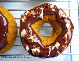 The base recipe is already vanilla flavored. Gourmet Girl Cooks Chocolate Glazed Spiced Pumpkin Donuts Low Carb Luscious
