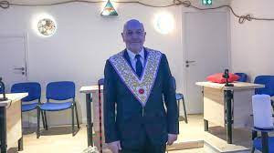 Voir plus d'idées sur le thème franc maconnerie, maçonnerie, revue éditoriale. Les Francs Macons Ouvrent Les Portes De Leur Nouveau Temple Au Touquet