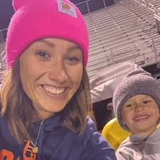 Brittany Zandstra (Berry)(@Bkb1243)