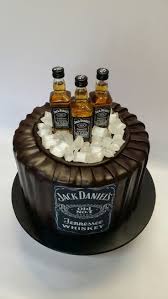 Pin Von Mercedes Maria Auf 40th Birthday Jack Daniels Kuchen Cupcakes Torte 30 Geburtstag