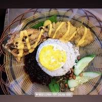 Remember that nasi lemak lobster that cropped up in singapore? Nasi Lemak Tepi Jalan 1996 Nltj 10 Tips From 564 Visitors