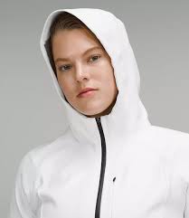 10 Best Running Rain Jackets (Waterproof to Water Repellent)