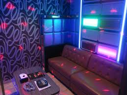 Kami akan berusaha agar bisa lebih baik lagi. Ayu Ting Ting Karaoke Ayu Ting Ting Karaoke Paket B E Voucher 2 Jam Karaoke Medium Room Snack