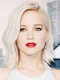 Larger foreheads can also benefit from the shade of blonde you pick here, with warmer now that you know what haircuts and hairstyles work best for big foreheads, there's no way you will ever. Haircuts For Big Foreheads Haircut For Big Forehead Big Forehead Hair Big Forehead