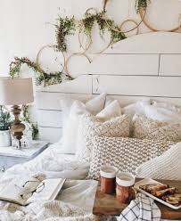 Use something that's soft and cozy for those nights you want extra warmth. 40 Coziest Winter Bedroom Decor Ideas To Get Inspired Digsdigs
