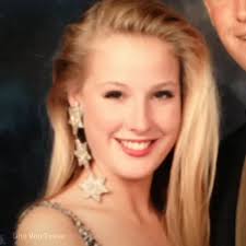 Want To See What Dita Von Teese Looked Like As A Blond Non Burlesque Dancing Teenager Named Heather Sweet Dita Von Teese Style Dita Von Teese Dita Von Tease