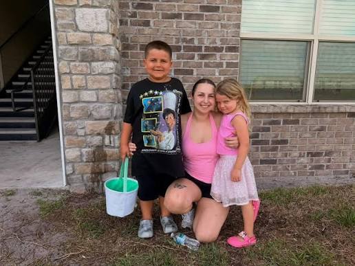 Mom Picking Up Her 2 Children From Dad's Home Makes Horrific Discovery Upon Finding Front Door Open