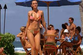 Annesi constance meester çalışmayı reddettiği için leighton meester erkek kardeşinin tıbbi bakımı ve geçimini sağlaması için annesine her ay 7.500 dolar para yolluyormuş. Leighton Meester Leighton Meester S Gif On Gifer By Faera