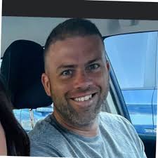 🌟 𝐇𝐨𝐰 𝐃𝐨𝐞𝐬 𝐂𝐨𝐦𝐦𝐢𝐭𝐦𝐞𝐧𝐭 𝐃𝐞𝐟𝐢𝐧𝐞 𝐒𝐮𝐜𝐜𝐞𝐬𝐬, 𝐍𝐨𝐭  𝐭𝐡𝐞 𝐉𝐨𝐛 𝐓𝐢𝐭𝐥𝐞? 💡 💡 𝐑𝐞𝐬𝐩𝐞𝐜𝐭 𝐢𝐬 𝐞𝐚𝐫𝐧𝐞𝐝 𝐧𝐨𝐭  𝐛𝐲 𝐭𝐡𝐞 𝐣𝐨𝐛 𝐭𝐢𝐭𝐥𝐞 𝐲𝐨𝐮 𝐡𝐨𝐥𝐝…