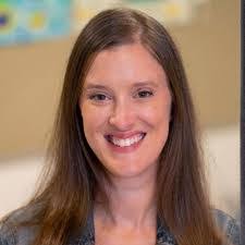 Amanda Deeter's Instagram, Twitter & Facebook