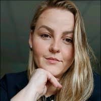 Mariana Frey's Instagram, Twitter & Facebook