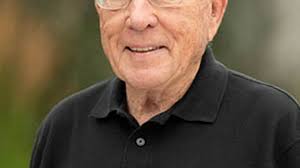 Long-time Port of Benton Commissioner Robert Larson retires