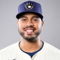 3100+ "Mártir" profiles