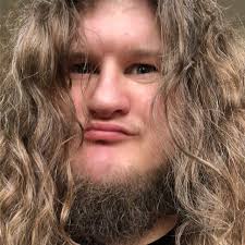 LATEST: Elon Musk's estimated net worth has reportedly just crossed $442  billion, making him the first person in history to surpass $400 billion