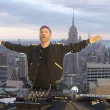 The french dj's way of paying tribute to the late george floyd didn't get the praise that he may have expected though. David Guetta Tribute To George Floyd United At Home By Hobbit Jesus