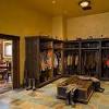 This is a hunting storage unit for hanging hunting clothes, storage bins, and a bow holder. Https Encrypted Tbn0 Gstatic Com Images Q Tbn And9gcqmjfyjot1p6qq4zugluujwnpllqx3isvrst6kiraqozja2hncf Usqp Cau