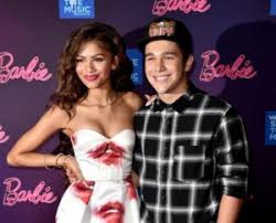 Katianna stoermer coleman is mainly known as the sibling of the american actress zendaya coleman. Zendaya Wiki Height Weight Age Boyfriend Family Biography More