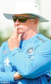 DISEQUILIBRIUM: Are Dhoni and Fletcher trying out for Manchester United?