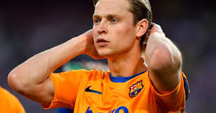 Vì sao Barcelona bất ngờ hủy thương vụ bán Frenkie de Jong cho M.U?