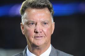 Sportverslaggever valentijn driessen geeft alvast een inkijkje in het toekomstige salaris van louis van gaal. Qcx4l5jzsehowm