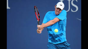 Just wondering are there any pros who hit a forehand similar to fed's but use a semi western grip? Young Guns Scouting Report Jim S Blog