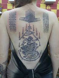 Girl With Traditional Thai Tattoo Hanuman 5 Lines 9 Peaks Sak Yant Ink Girltattoos Sak Yant Tattoo Ink Tattoo Yantra Tattoo