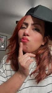 Elizabeth Guinn's Instagram, Twitter & Facebook