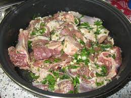 Agnello al forno con patate e carciofi #ricetta #facile da #casamariolaecco una variante di un classico piatto di nataleche propongo di cucinare utilizzando. Agnello Con Carciofi E Patate Al Forno Le Meraviglie Di Cicetta