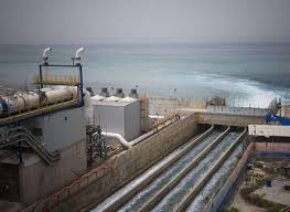 L'utilisation de l'eau de mer pour subvenir aux besoins de sa population apparaît aujourd'hui comme une évidence et une priorité de développement l'aiea aurait à ce titre réalisé une étude sur les possibilités d'utilisation de l'énergie nucléaire pour dessaler l'eau dans les pays du maghreb et les. Arabie Saoudite Dessalement De L Eau De Mer Une Issue Pour L Avenir