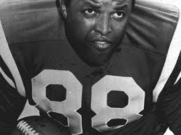 Colts Hall of Famer John Mackey dies at age 69