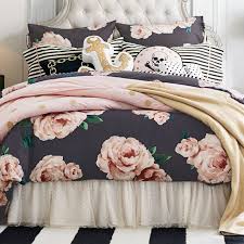 Here's hoping you haven't recently redone your bedroom, because pottery barn teen now has a harry potter collection! Pottery Barn Teen Bedding Barn