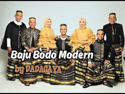 See more ideas about model kebaya, model kebaya brokat modern, kebaya dress. Baju Bodo Modern By Dadagaya Collection Youtube