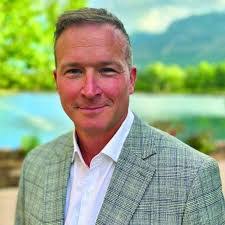 Jeremy Hallman's Instagram, Twitter & Facebook