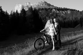 Wedding Couple Jani Micha Bike Wedding Wedding Couples Alps