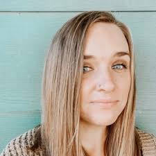 Amy Yore (@amylyore)