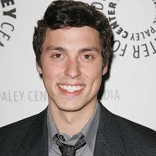 It was directed by jon watts, written by jonathan goldstein, john francis daley, watts, christopher ford, chris mckenna, erik sommers. John Francis Daley Wife Net Worth Age Height Movies Salary Tv Series Wiki Nationality Affair Relationship Married Ethnicity