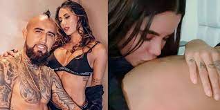 Aufrufe 2,6 tsd.vor 3 monate. Sera Una Broma Del Dia De Los Inocentes El Mensaje Que Posteo En Su Instagram La Hija De La Polola De Arturo Vidal Glamorama