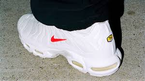 Nike air zoom pegasus 38. Supreme X Nike Tn Air Max Plus White Where To Buy Da1472 100 The Sole Supplier